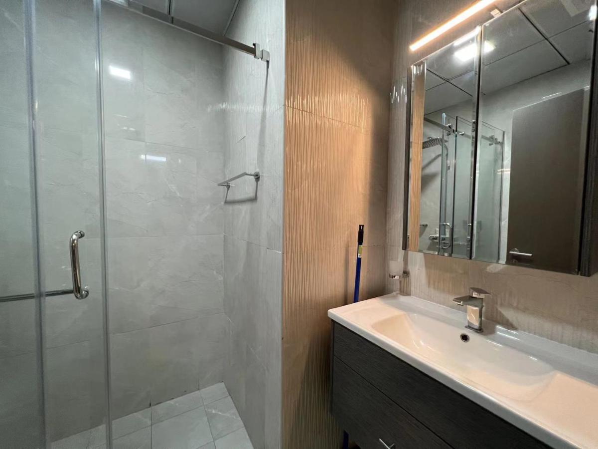 Penrose Place Dubai Jvc 외부 사진